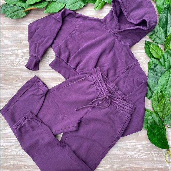 Aritzia Sweaters - Aritzia Tna Sweat Set Purple Hoodie and Sweatpants COZY XS